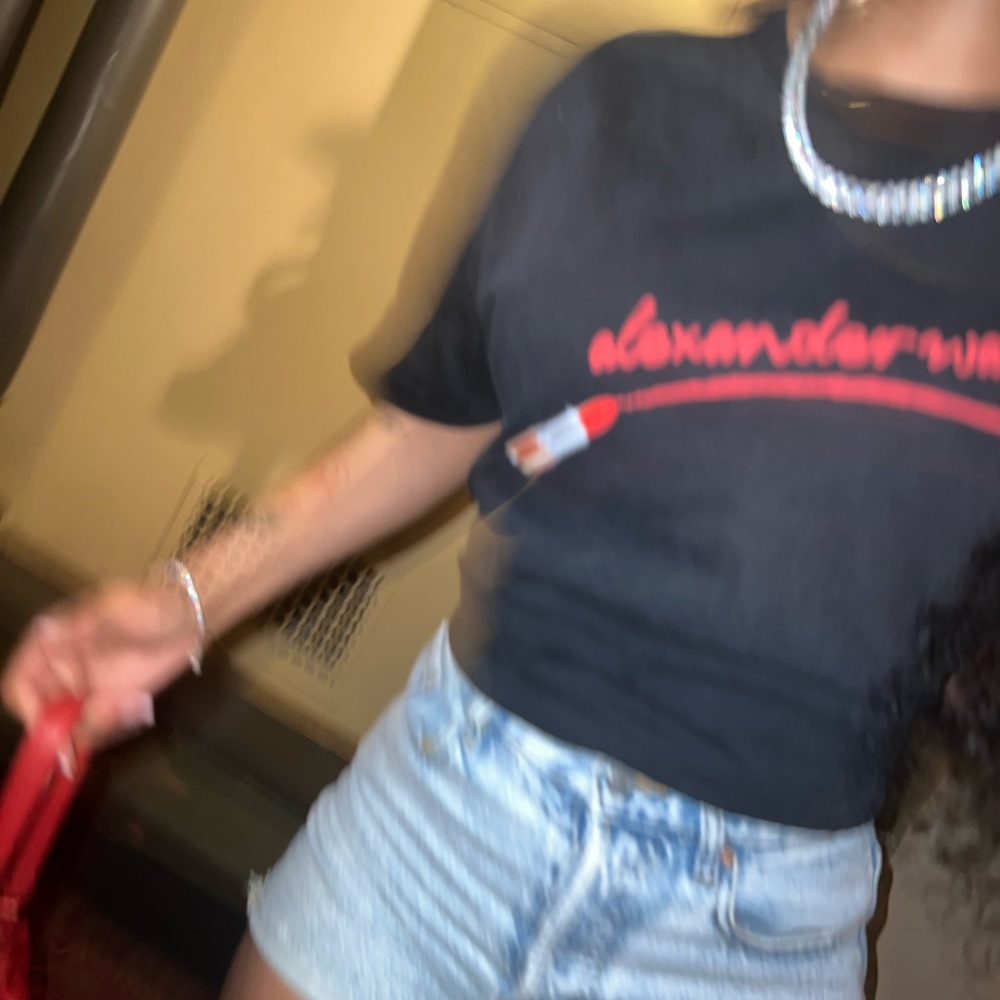 Alexander Wang Black Lipstick T-Shirt - Picture 4 of 4